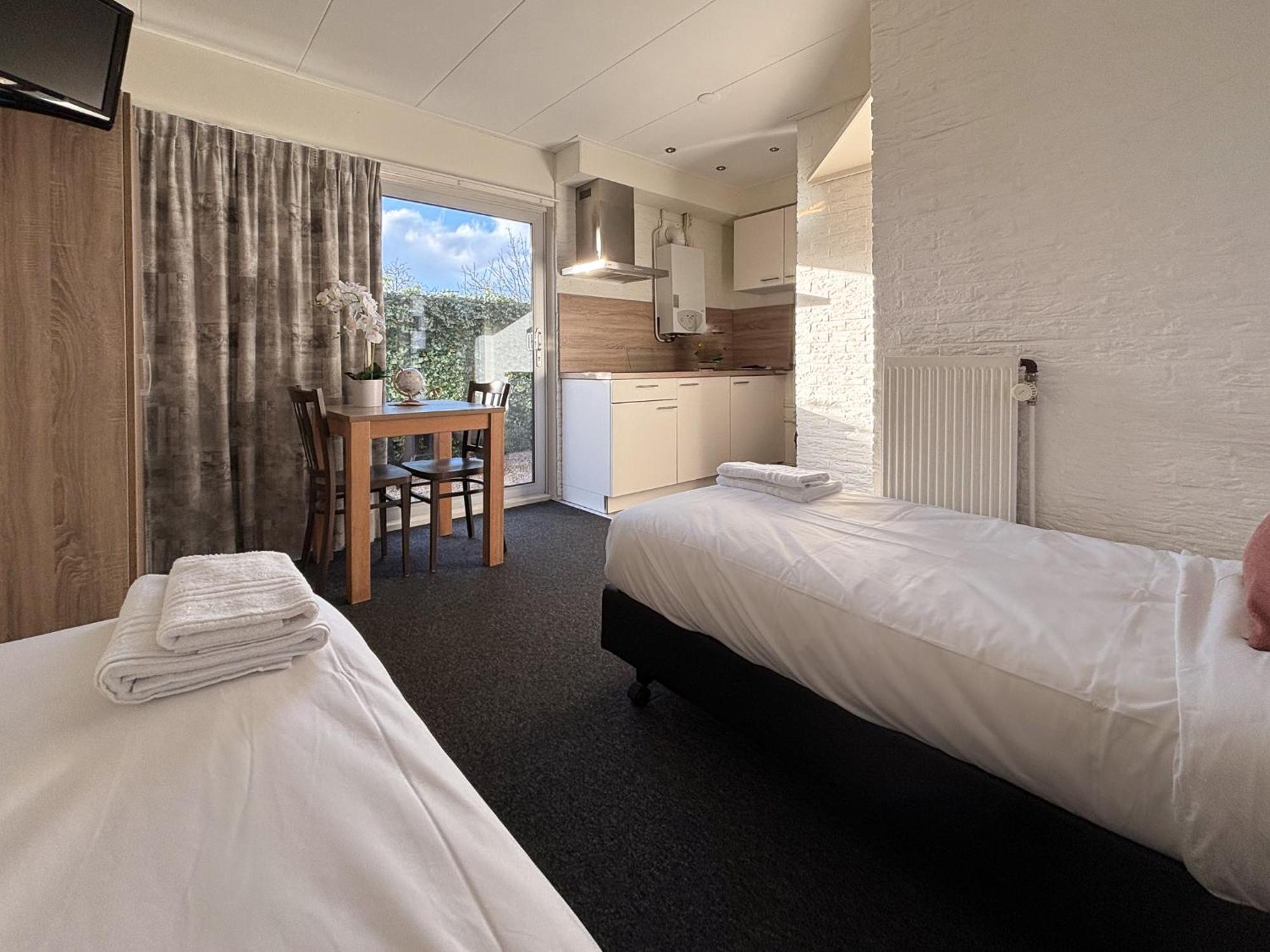 Visserslust Rooms, Apartments And Houseboats Hotel Vinkeveen