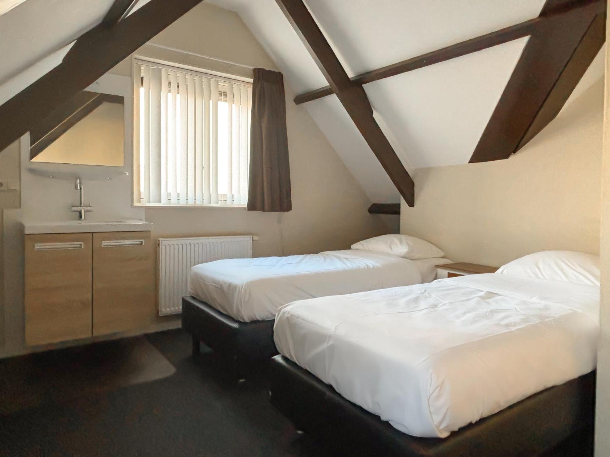Hotel Visserslust Rooms, Apartments And Houseboats 3*