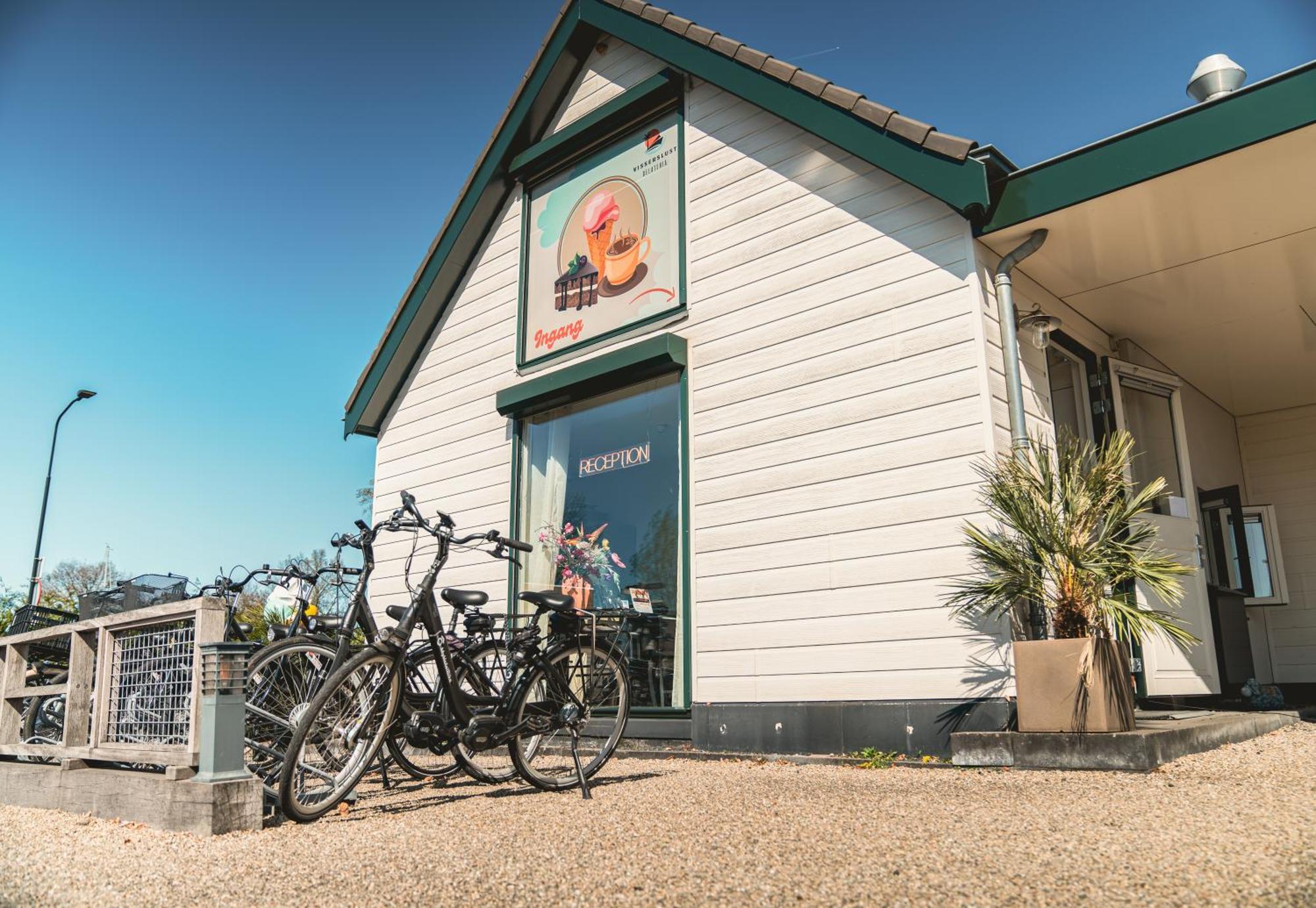 Visserslust Rooms, Apartments And Houseboats Hotel Vinkeveen