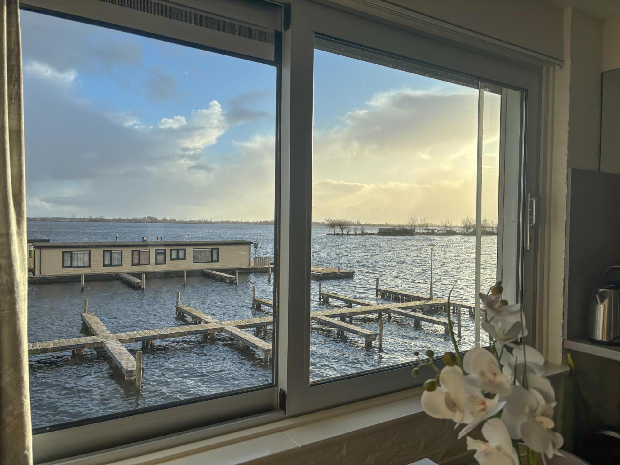 Visserslust Rooms, Apartments And Houseboats Hotel Vinkeveen