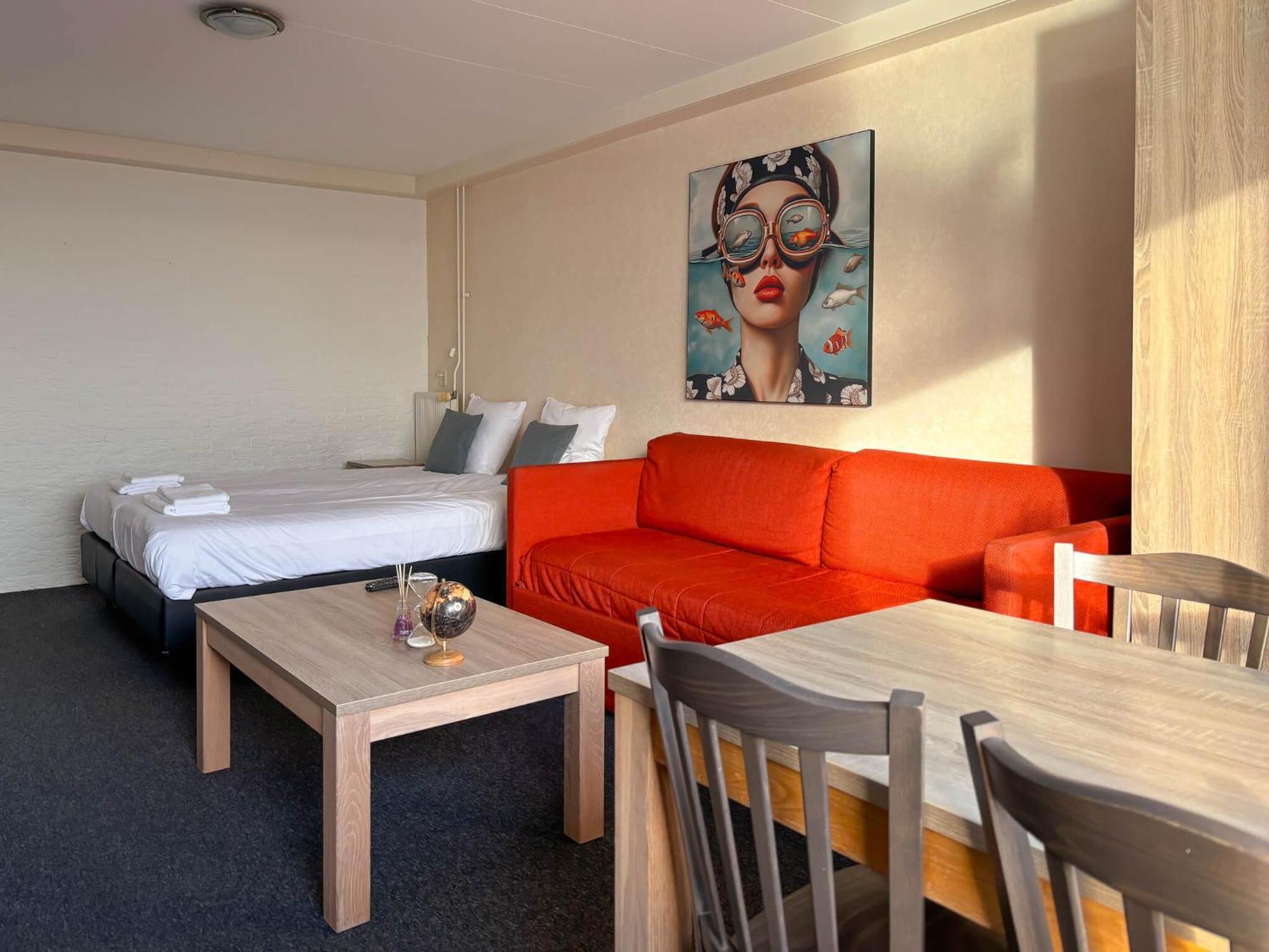 Visserslust Rooms, And Houseboats Hotel Vinkeveen